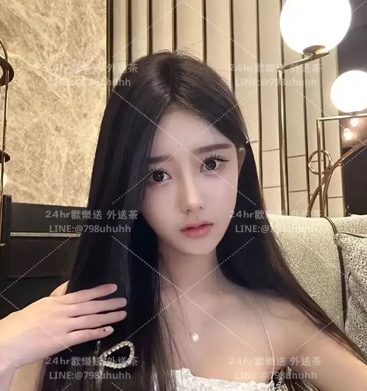 曼彤